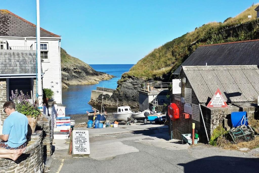 White Eden - Explore Cornwall From A Comfy Central Appartment سانت أوستيل المظهر الخارجي الصورة