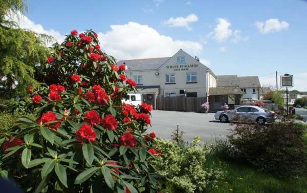 White Eden - Explore Cornwall From A Comfy Central Appartment سانت أوستيل المظهر الخارجي الصورة