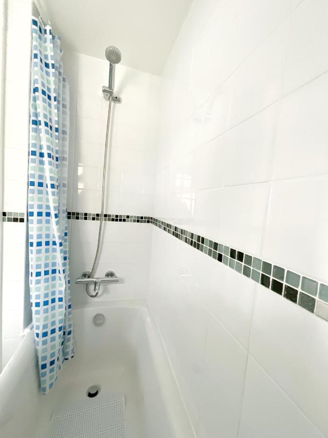 White Eden - Explore Cornwall From A Comfy Central Appartment سانت أوستيل المظهر الخارجي الصورة